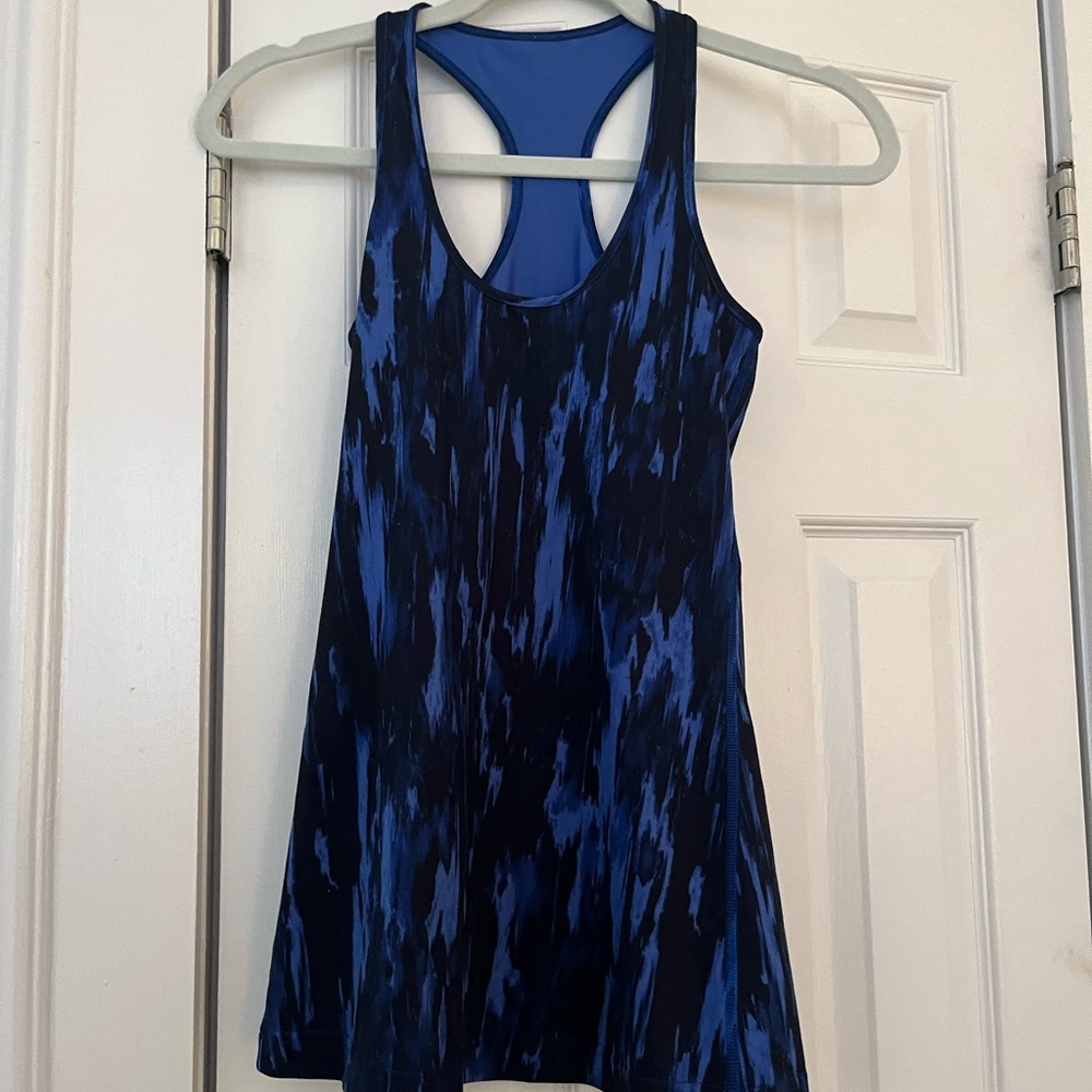 Lululemon tank top